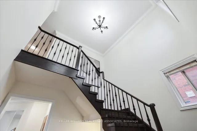 Additional image 6 of 1087 Tupper Dr