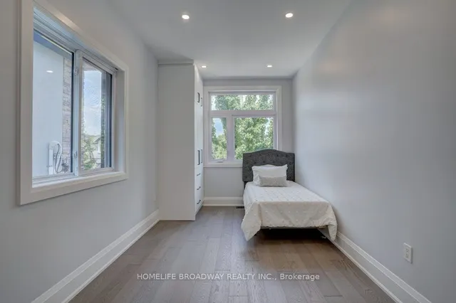 Additional image 23 of 75 Holmstead Ave