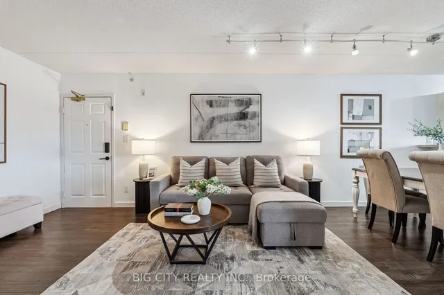 Additional image 3 of 1421 Walker's Line Unit 305