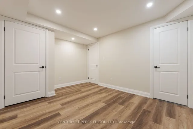 Additional image 35 of 345 Nairn Circ