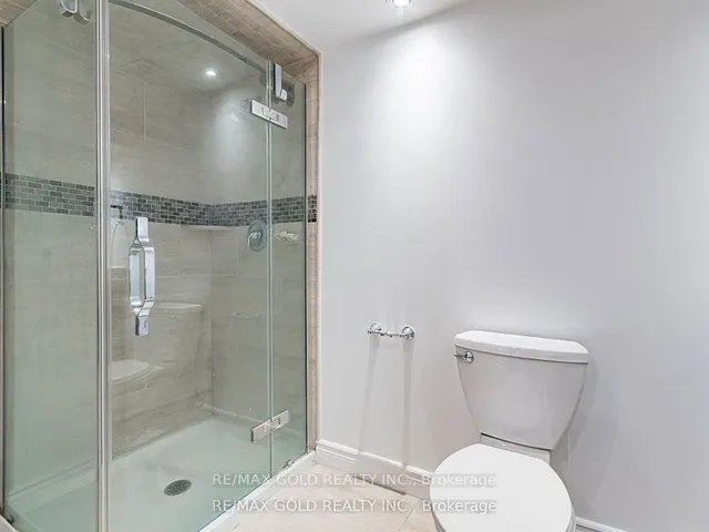 Additional image 32 of 156 Gordon Drummond Ave