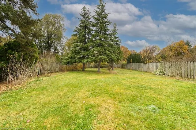 Additional image 37 of 25 Sunning Hill Ave