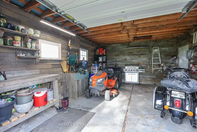 Additional image 35 of 2104 Highway 56