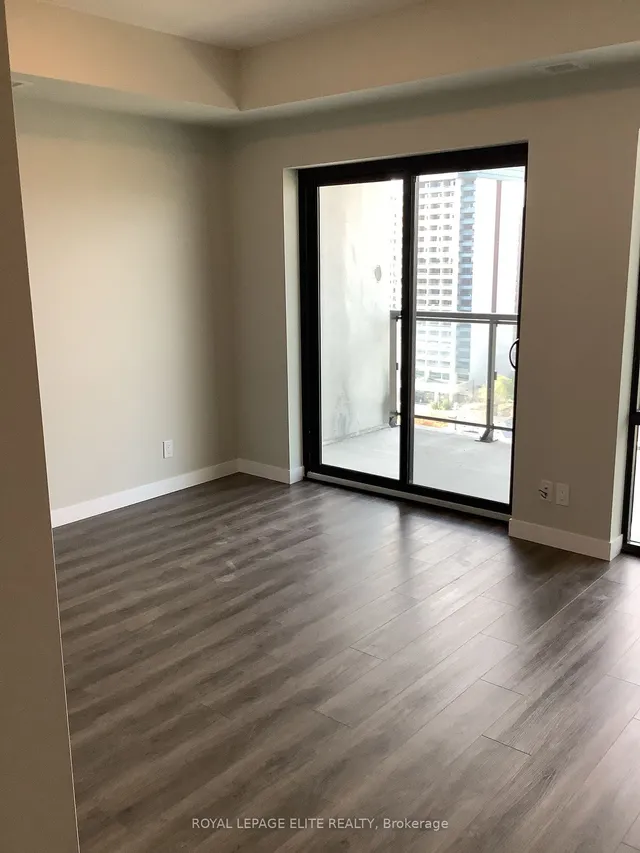 Additional image 9 of 15 QUEEN St Unit 1301