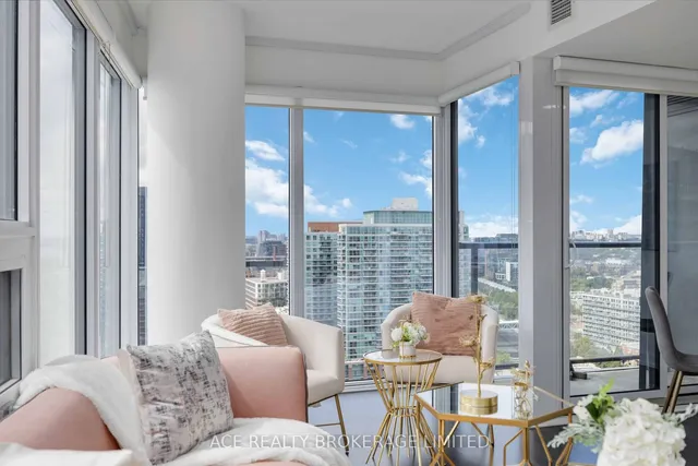 Additional image 16 of 19 Western Battery Rd Unit 2607