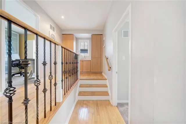 Additional image 29 of 143 Valmont St