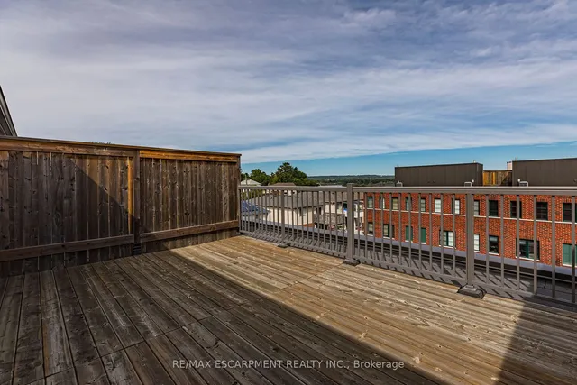 Additional image 13 of 290 Barton St Unit 5