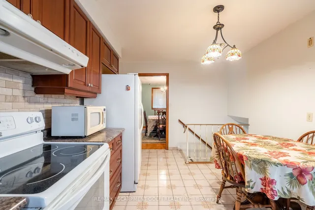 Additional image 14 of 98 Summercrest Dr