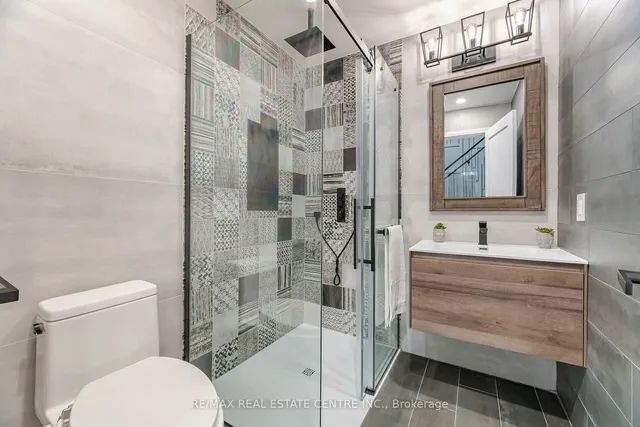 Additional image 22 of 1204 West 5th St