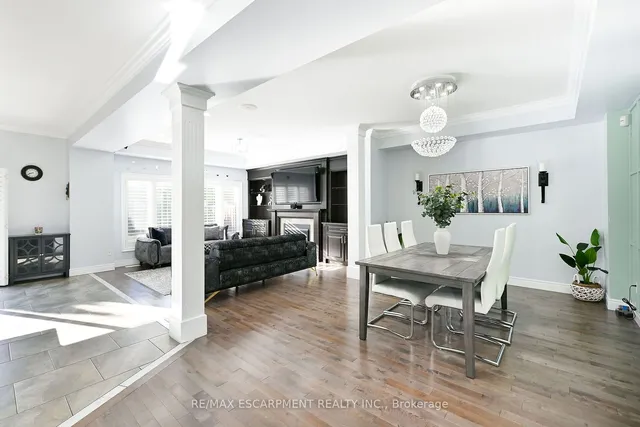 Additional image 17 of 30 ASCOLI Dr