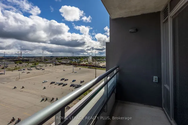 Additional image 17 of 716 Main St Unit 1003