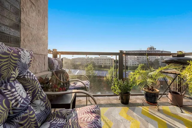 Additional image 36 of 383 Main St Unit 424