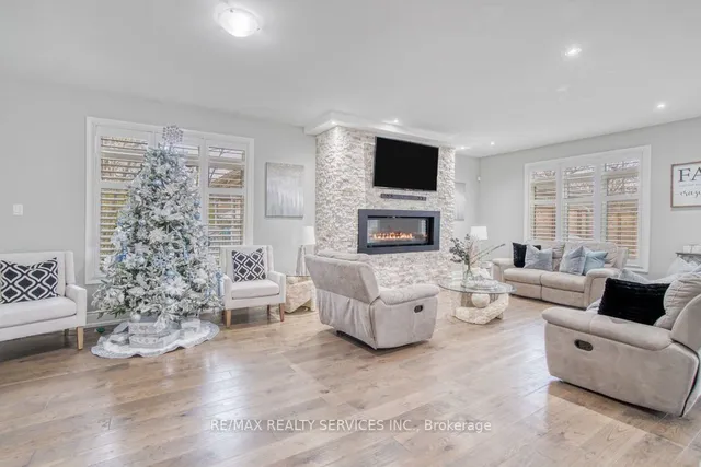 Additional image 10 of 958 Beach Blvd