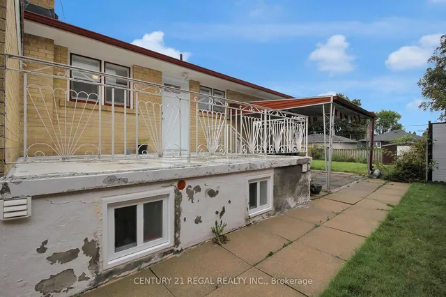 Additional image 32 of 63 Poynter Dr