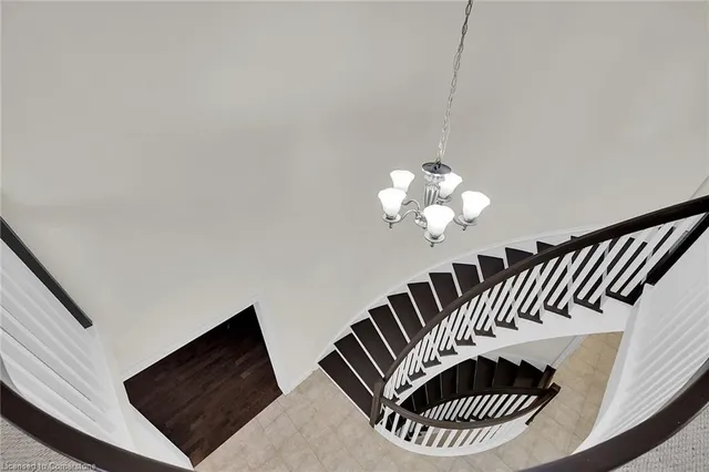 Additional image 22 of 10 Vega Cres