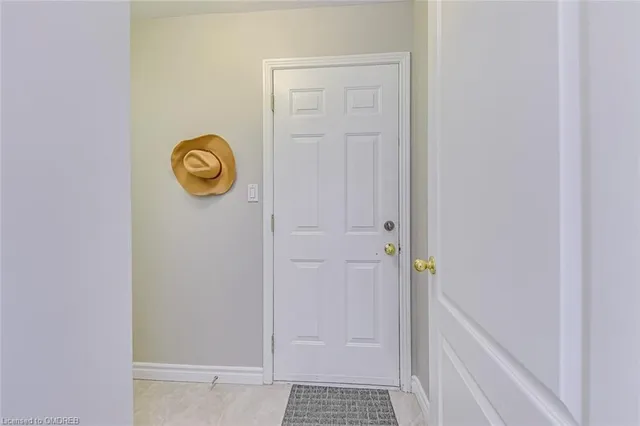 Additional image 21 of 91 Bridgeport Cres