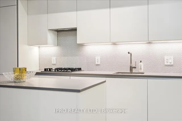 Additional image 7 of 2720 Dundas St Unit 201