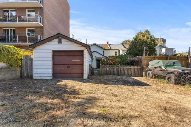 Additional image 33 of 11 FORD St