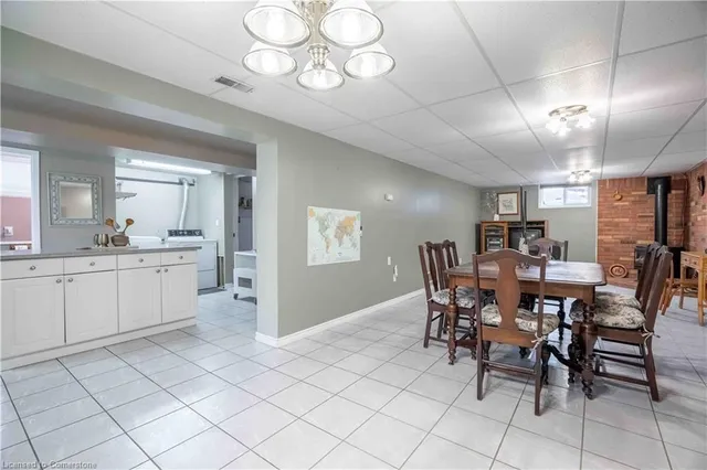 Additional image 30 of 10 Salmond Crt