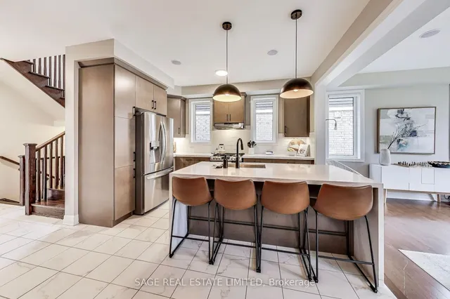 Additional image 10 of 1394 Rose Way