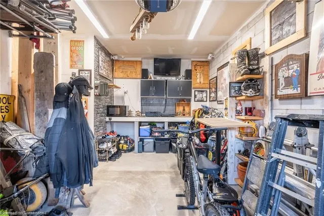 Additional image 33 of 135 Kinsman Dr