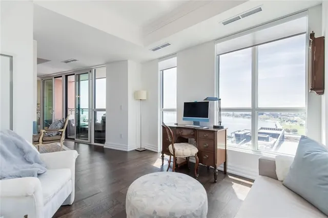 Additional image 23 of 2060 LAKESHORE Rd Unit 1401