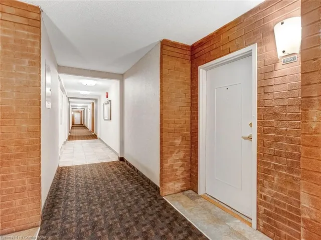 Additional image 17 of 1966 Main St Unit 1106