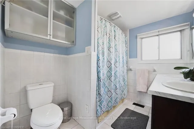 Additional image 35 of 1110 GARTH St Unit 11