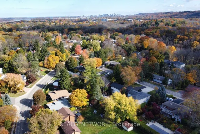 Additional image 36 of 18 Pleasant Ave