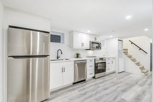 Additional image 23 of 122 Kenilworth Ave