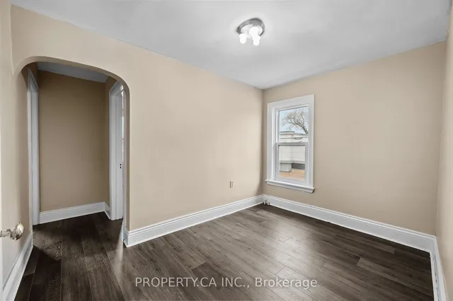 Additional image 12 of 54 Frederick Ave