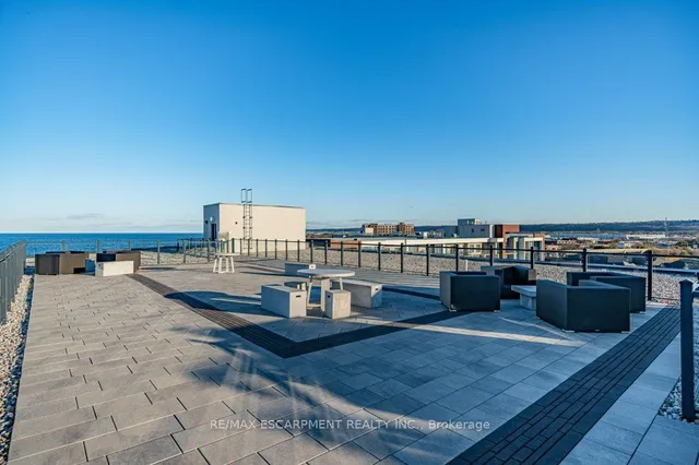 Additional image 28 of 125 SHOREVIEW Pl Unit 511