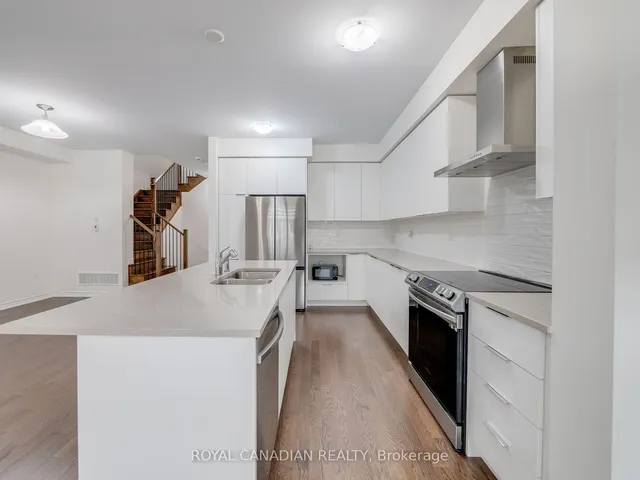 Additional image 15 of 476 Bergamot Ave