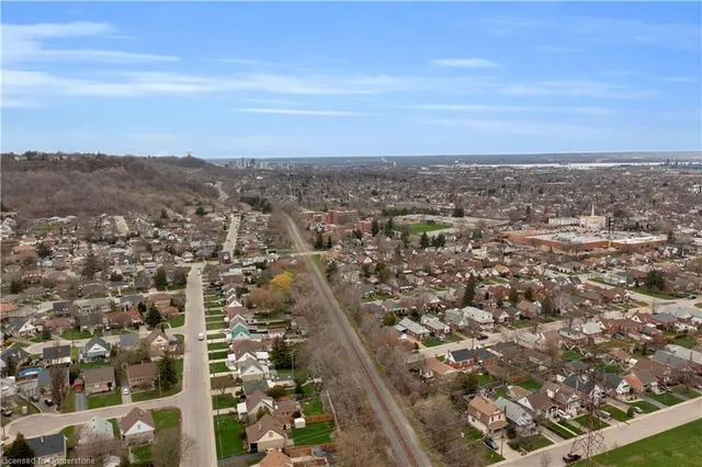 Additional image 42 of 479 Cochrane Rd Unit 477