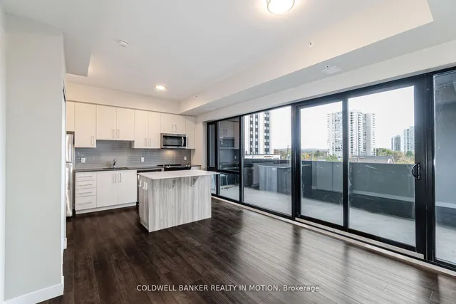 Additional image 14 of 15 Queen St Unit 303