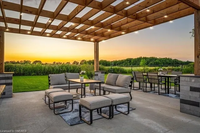 Additional image 45 of 37 Eleventh Rd