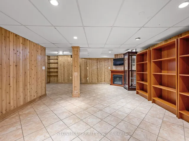 Additional image 32 of 34 Babcock Cres