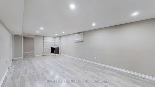 Additional image 31 of 15 Darcy Crt