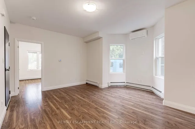 Additional image 9 of 152 Sanford Ave