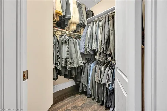 Additional image 25 of 15 Silver Maple Dr