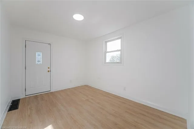 Additional image 18 of 31 Garside Ave