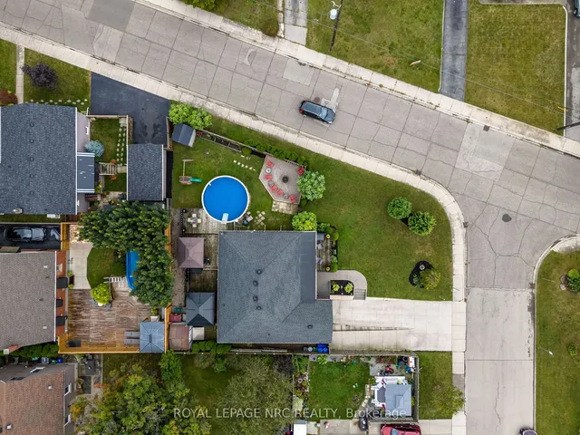 Additional image 40 of 18 Irving Pl