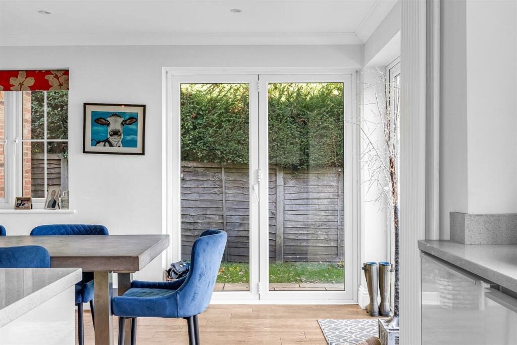 Additional image 18 of The Drive, Welwyn