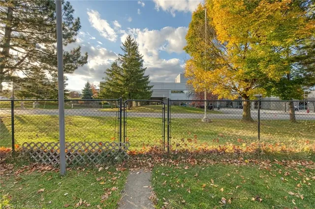 Additional image 49 of 31 Owen Pl