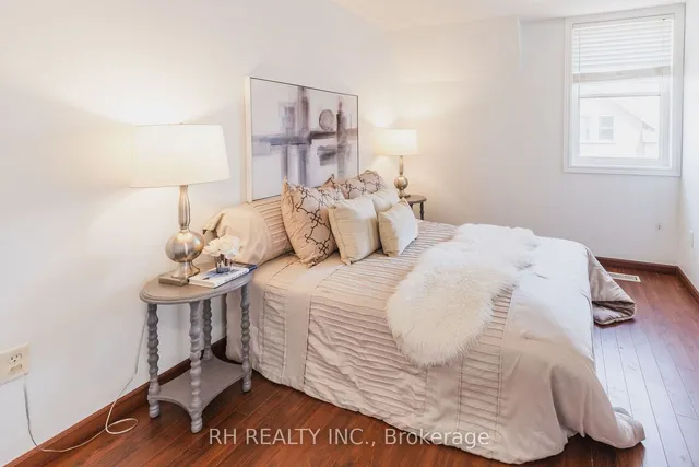 Additional image 16 of 760 Lawrence Ave Unit 90