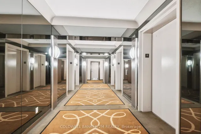 Additional image 8 of 77 Harbour Sq Unit 406