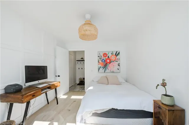 Additional image 15 of 380 Parkside Dr