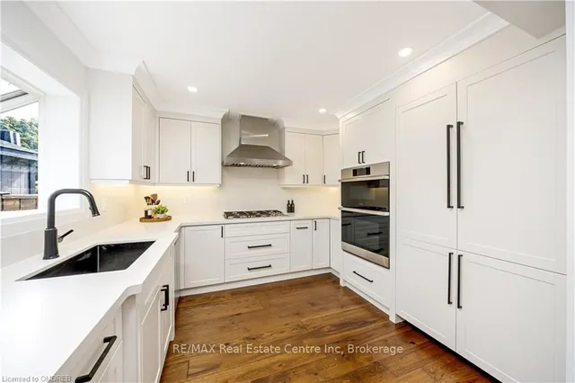 Additional image 13 of 884 HEMLOCK Dr