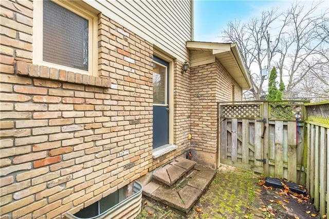 Additional image 46 of 257 York Rd