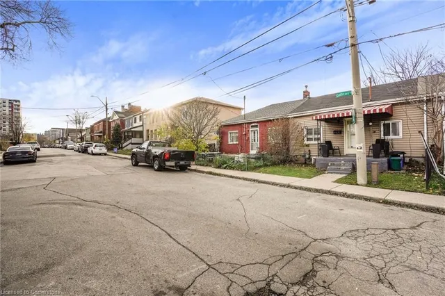 Additional image 4 of 145 Cathcart St